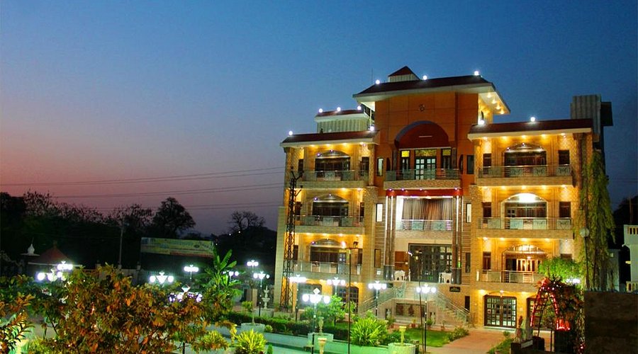 RAJESHWARI RESORTS